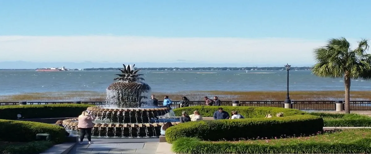 Foto 4 City Gallery at Waterfront Park